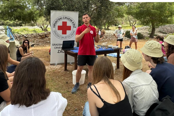 Volonteri i djelatnici Gradskog društva Crvenog Križa Zadar ovaj su vikend sudjelovali na eko akciji Kamp Kornati